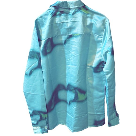 Boohoo Man Long Sleeve Satin Heart Hands Shirt - Picture 8 of 16